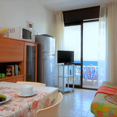 Della Luna Apartment