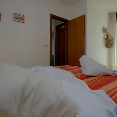 Della Luna Apartment